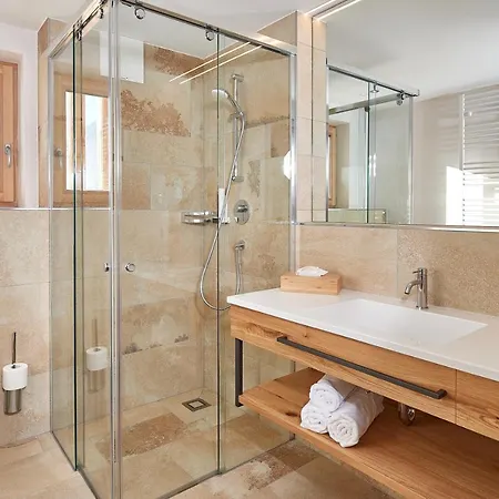 Goldners Guest house 4*